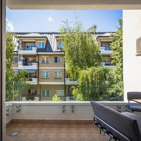 Diananina The Flat - Апартаменты *