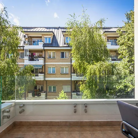 Diananina The Flat - Апартаменты *