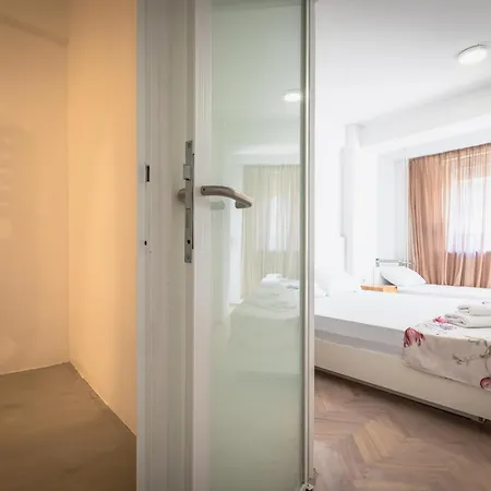 Diananina The Flat - Апартаменты *